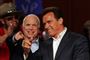 John McCain vinder terræn