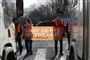 Demonstranter med banner