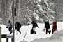 mennesker i sne