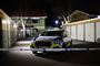 Politiet i Södertälje tirsdag aften efter en nabo havde alarmeret ordensmagten. Her fandt man to børn, som hurtigt blev konstateret døde.