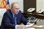 Putin ved skrivebord