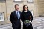 Kong Frederik og dronning Mary ankommer sammen