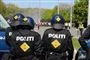 Fans og kampklædt politi