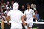 Novak Djokovic var stærkt spillende, da han sikkert sendte Holger Rune ud af Wimbledon.