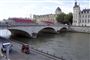 Åbningsceremonien foregår på floden Seinen i Paris 26. juli. Der er plads til over 300.000 tilskuere langs flodbredden.