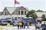 Folk forlader Apalachee High School i Winder i Georgia, hvor der onsdag fandt et skoleskyderi sted. To elever og to lærere er dræbt.