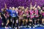 Vipers Kristiansand vandt Champions League tre år i træk. Her fejrer spillerne triumfen efter Final 4 i Budapest i 2023. (Arkivfoto).