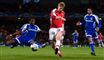 Nicklas Bendtner, der her ses i sine lyserøde fodboldstøvler, bliver presset længere ned i angrebsrækken hos Arsenal. Foto: AP / POLFOTO