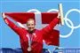 kvinde med flag 