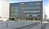 bygning ved havnefront