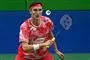 badmintonspiller i kamp