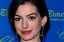 Anne Hathaway har solgt en date med sig selv for 69.000 kroner. Foto: PETER KRAMER  / POLFOTO