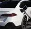 en BMW lades op