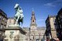 statue foran christiansborg
