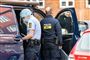 Mandag var politiet til stede i Vestergade i Roskilde i forbindelse med en kvindes død. Samme dag besluttede en dommer at opretholde anholdelsen i tre døgn af den mistænkte mand. Han sigtes nu for at have forvoldt tre personers død.