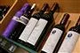 Vine i en kasse 