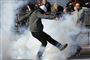 Kampene fortsætter i den græske hovedstad. Foto: Lefteris Pitarakis/AP/POLFOTO / POLFOTO
