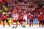 ishockeyspillere på isen