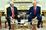 Trump og Netanyahu taler i hver sin stol