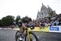 På den sidste opkørsel af Montmartre-stigningen kørte Wout van Aert fra Tadej Pogacar og resten af frontgruppen.