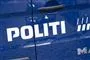 politibil med påskriften politi