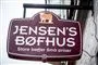 skilt med "Jensens Bøfhus".
