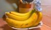 bananer med sølvpapir om sig