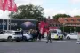 redningskøretøjer til stede på vej 