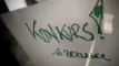 en seddel hvor der står konkurs