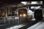 metro-tog med lys på