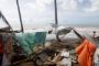 Nogle ødelagte shelter på stranden i Jamaica