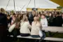 mange mennesker til musikfestival