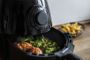 airfryer står på bord