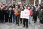 personer med plakater
