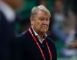 fodboldtræner på sidelinjen