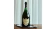 En yderst sjælden magnumflaske – en Dom Pérignon Vintage 1961 – fra et af verdens mest berømte bryllupper kommer under hammeren hos danske Bruun Rasmussen til december.