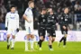 fodboldspillere på banen