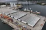 vindmølle-elementer på havn