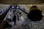 Indbyggere i Kyiv søger blandt andet mod underjordiske metrostationer, når den ukrainske hovedstad er under russiske luftangreb. (Arkivfoto).
