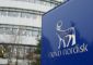 Skilt med Novo Nordisk foran bygning