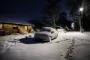 Snedækkede biler på villavej