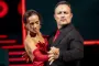 Kvinde og mand danser tango