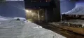 en nedkørsel til en parkeringskælder