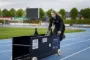 kvinde træner på stadion
