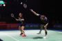 Badmintonspillere på banen