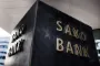 kæmpe bygning med logo for Saxo bank