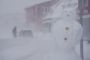 snestorm og en snemand