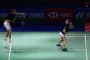 Badmintonspillere på banen