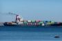 Containerskib på vandet