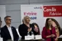 politikere kigger ængsteligt